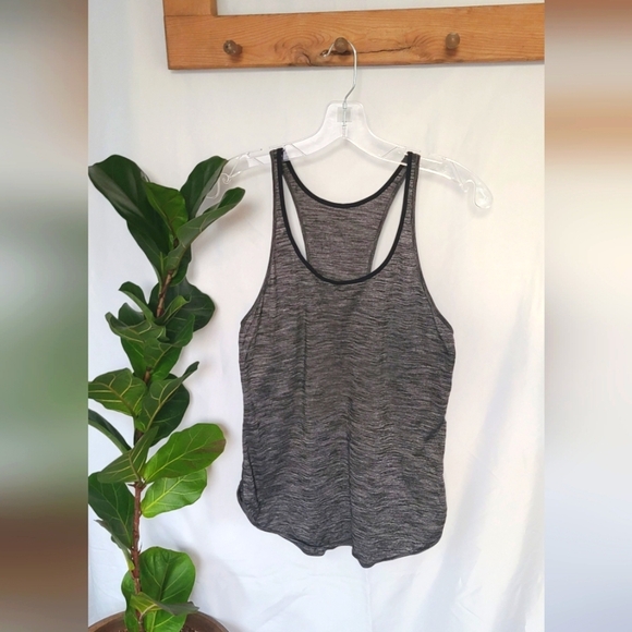 🍋 Lululemon Tank-  Charcoal Gray/Black - size 6/8 - Picture 1 of 4
